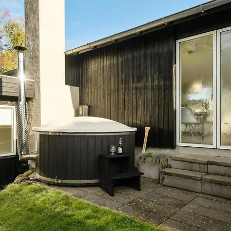 Holiday home 3 Bedroom Stunning In Broager